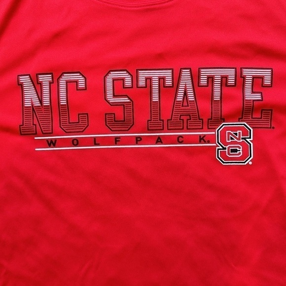 Men’s Red NCAA *NC State* Wolfpack Polyester T-Shirt Size L - Picture 2 of 8